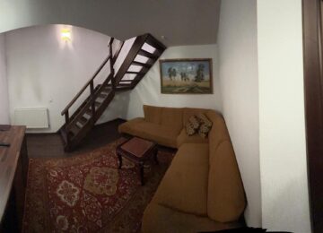 Однокімнатний дворівневий бунгало №14