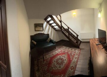 Однокімнатний дворівневий бунгало №15