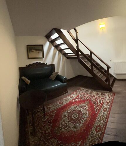 Однокімнатний дворівневий бунгало №15